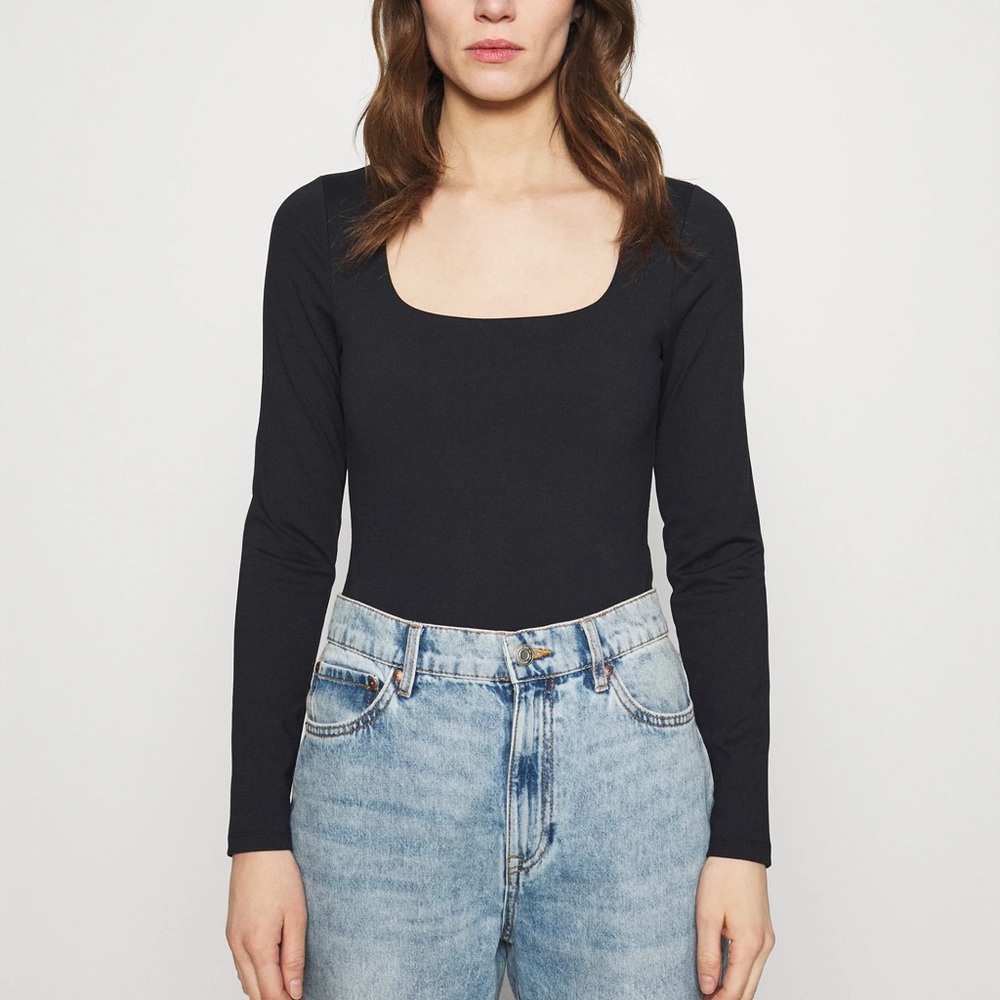 Abercrombie & Fitch Long Sleeve Bodysuit